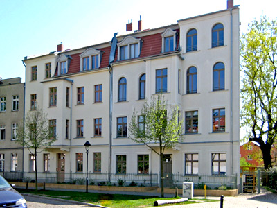 Ansicht sanierte Gebäude vom Goetheplatz