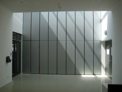 Fassadenpaneele im Foyer